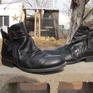 Miz Mooz Layla Black leather ankle boots